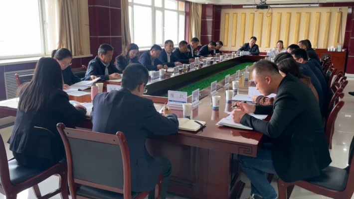 黨委書記、董事長劉亞雄一行調(diào)研格賽克公司