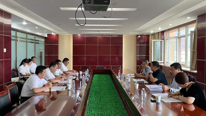 集團公司黨委副書記、總經(jīng)理胡繼河調(diào)研裝備公司